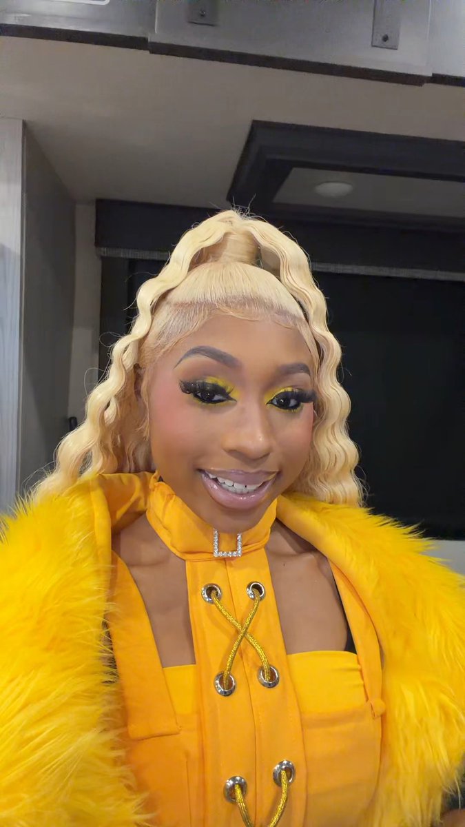 WELCOME 2 BARBI LAND SHOW OCT 17TH ☀️ !