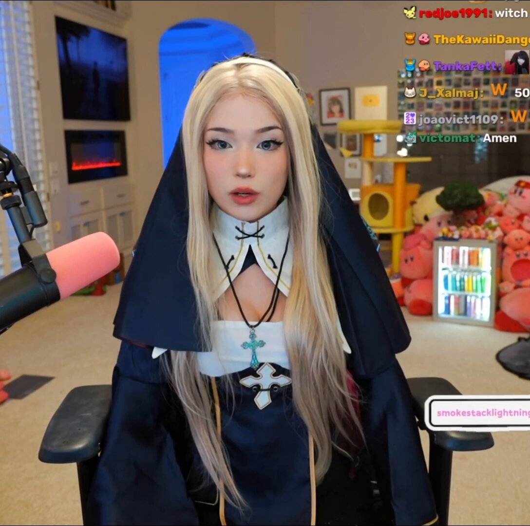Emiru never misses with the Halloween cosplays