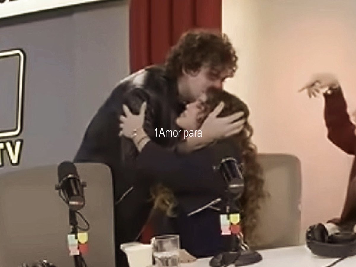 la fidelidad deja de ser primordial cuando el tipo dice que basicamente lo obligaste a ser tu novio(!!), abrazo
