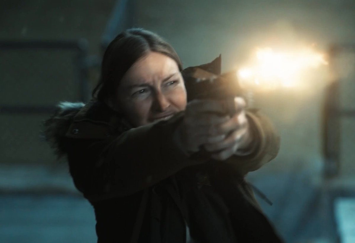 This scene is so fucking terrifying #Lanterns