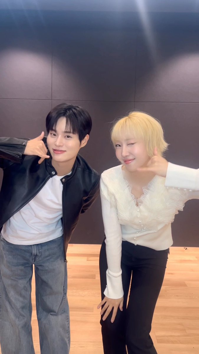 이대휘 LEE DAE HWI 대휘에게 Calling📞… 했더니 역시 명예블랙잭이여따♠️ #이대휘 #공민지 #Calling
