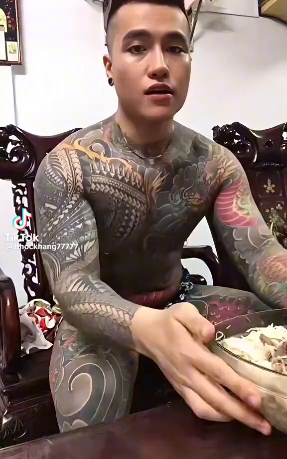 Nhìn thôi cặc đủ nứng 😋🍆