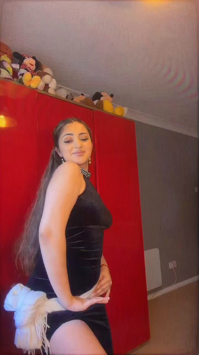"يجمع هذا التطبيق جميع الفتيات العربيات الجميلات 🔥🥵 تجلييخخ . ممحونات. افتح هاتفك ودردش في أي وقت، لا يلزم التحقق من الهوية، آمن وموثوق به. قم بالتنزيل الآن ⬇️⬇️👇👇