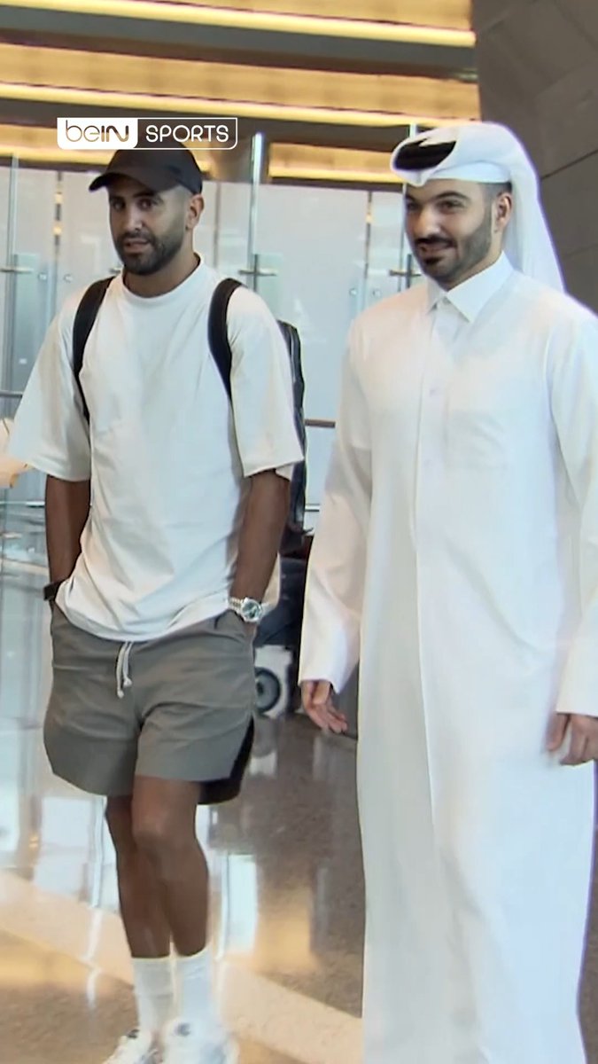 🇩🇿✈️ النجم الجزائري رياض محرز يصل إلى الدوحة تمهيداً لانتقاله إلى الشمال القطري