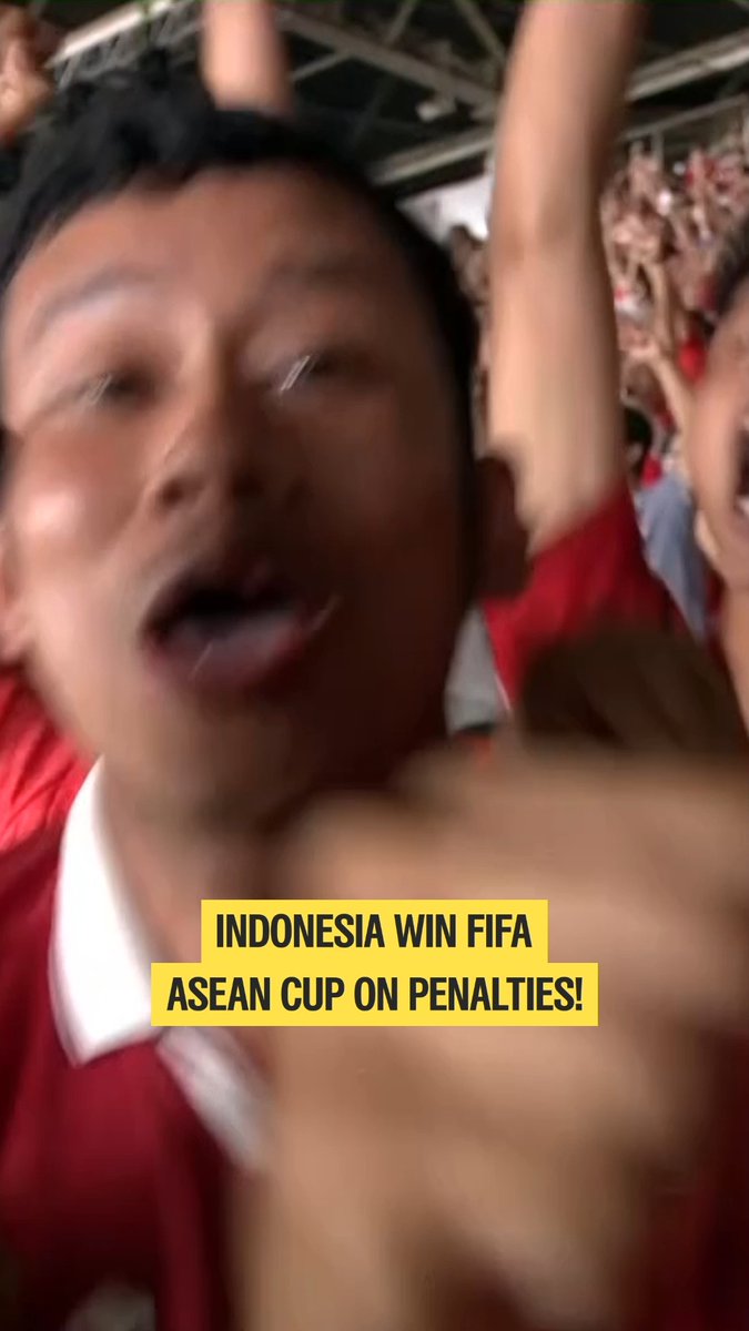 kalo pake komentator inggris berasa beda banget vibenyaa