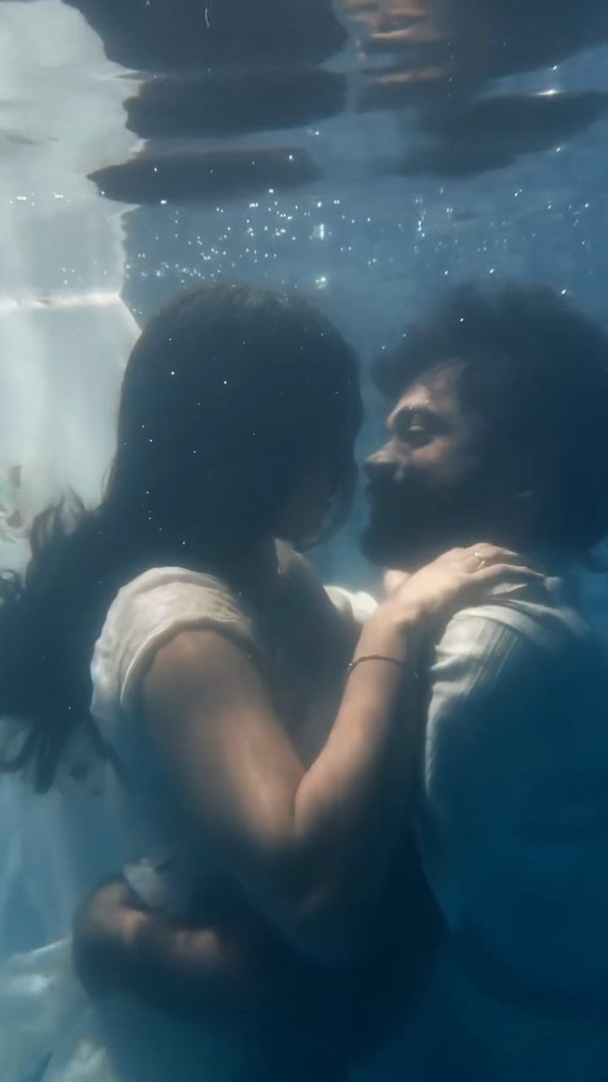 pool lo shots 🥶 superrr peak romantic expressions ... Credits: asha filmss (insta page)
