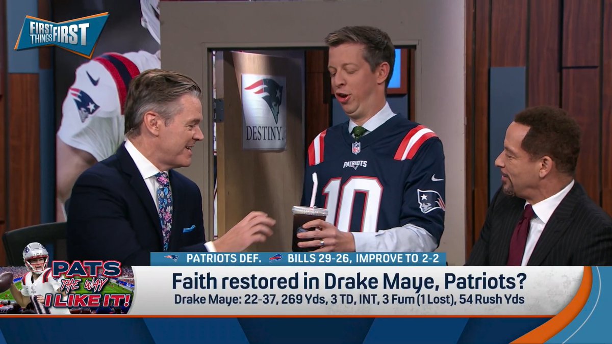 .Wildes got a special delivery from Danny Parkins during the show 😅 Danny: “Wildes, here’s your coffee. I guess it was possible for Josh to get outplayed by Drake.” nick wright: “You guys got out of this bet so easy.”