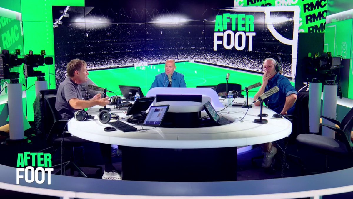 🗣️ Daniel Riolo : "Au terme de ces 4 matchs, il y a des choses qui apparaissent, qui sont des certitudes ou presque : Olise est devenu un taulier de cette équipe, l'avant-centre ne peut pas être Dembélé, ça sera Mbappé, et à gauche, il y aura Désiré Doué."