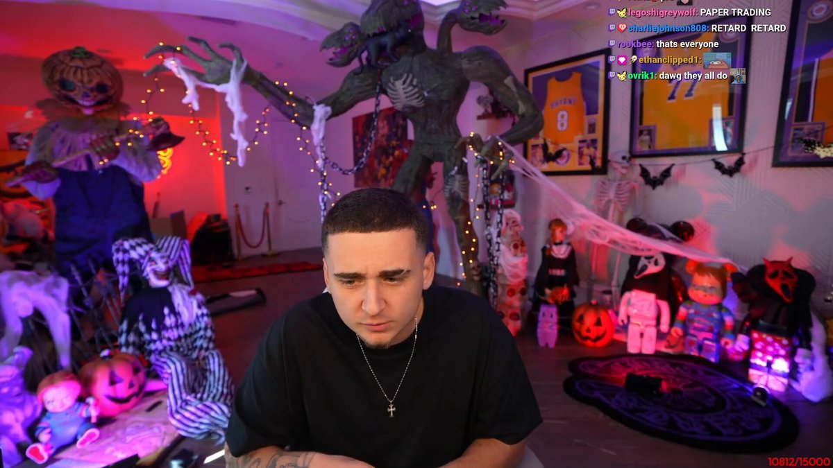 Lacy floated the idea of doing a day in the life of Kimchi, and his whole chat was spamming "scammer" 😭 "Imagine where Kimchi shows me what he does in a day, then at the end for an hour we did fake trading with not real money to show his thought process and how he trades"