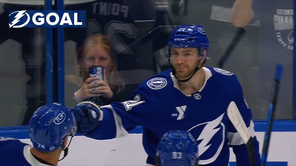 Brayden Point has his first of the season! ⚡