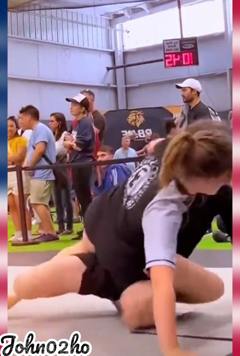 A thrilling women wrestling match ❤️💕❤️❤️bjj funny family 🤣🤣😂