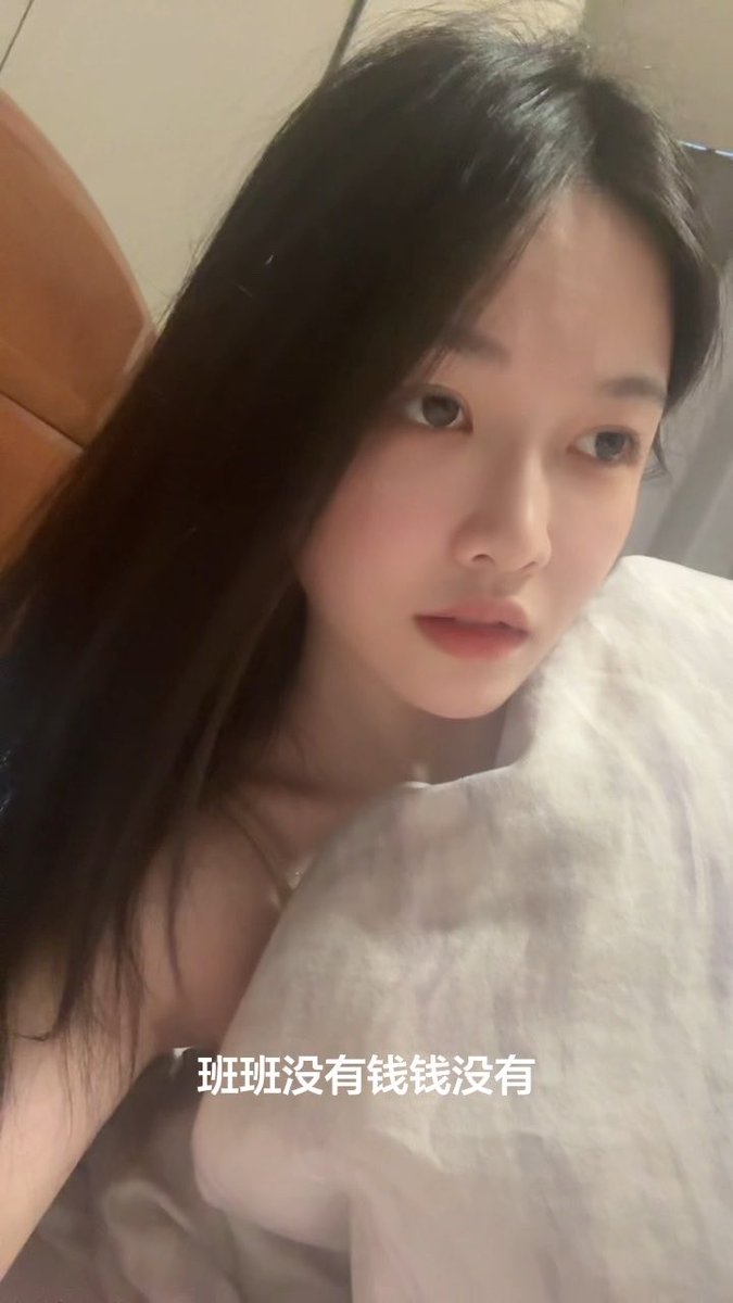 放假7天睡了7天 我妈天天骂我 钢铁是怎样炼成的 就是天天睡觉 然后挨骂 一只耳朵进一只耳朵出