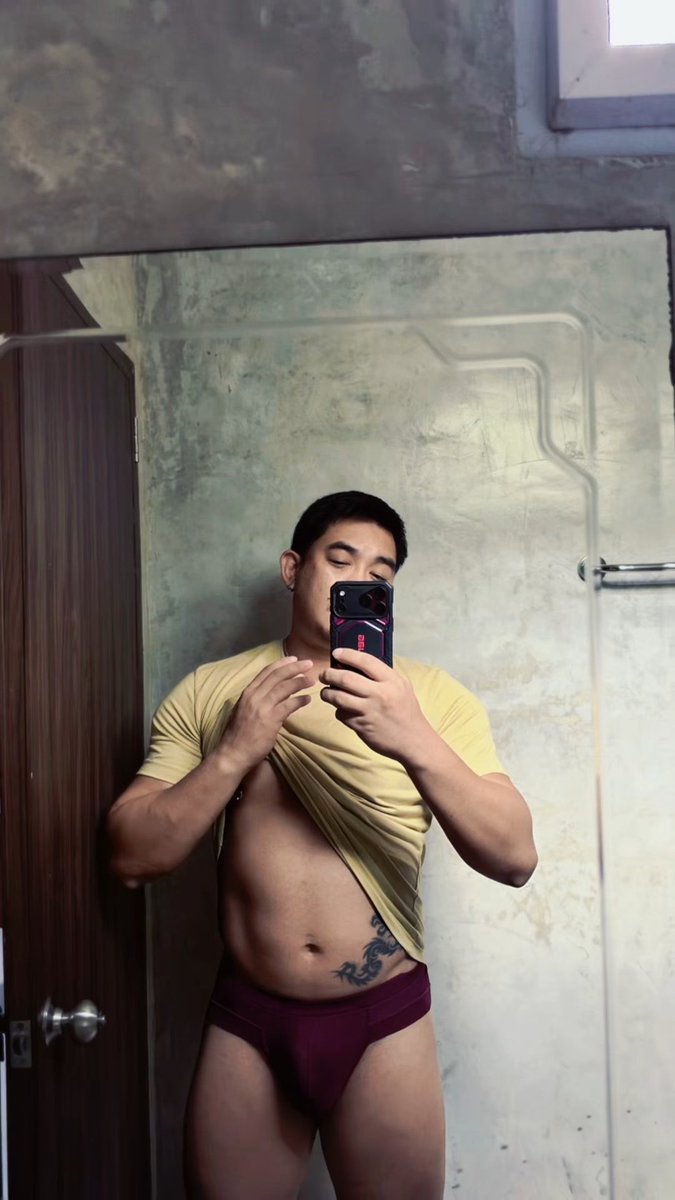 ฝนตกก้อจะงี้หน่อยๆ 💦💦💦