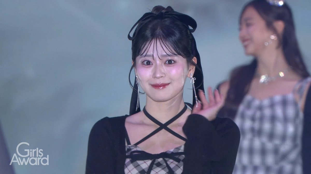 📣ノーカットでランウェイをお届け👀✨ #ガルアワ2026AW PLAYBACK📽️ ／ 坂井仁香(超ときめき♡宣伝部) 超ときめき♡宣伝部 ＼ evelyn STAGE evelyn フォローして、出演者オフショットをチェックしてね📲🩷 ─────── 次回 #ガルアワ2027SS 🌈✨ 4月29日(木･祝)代々木第一体育館にて開催🪩♡