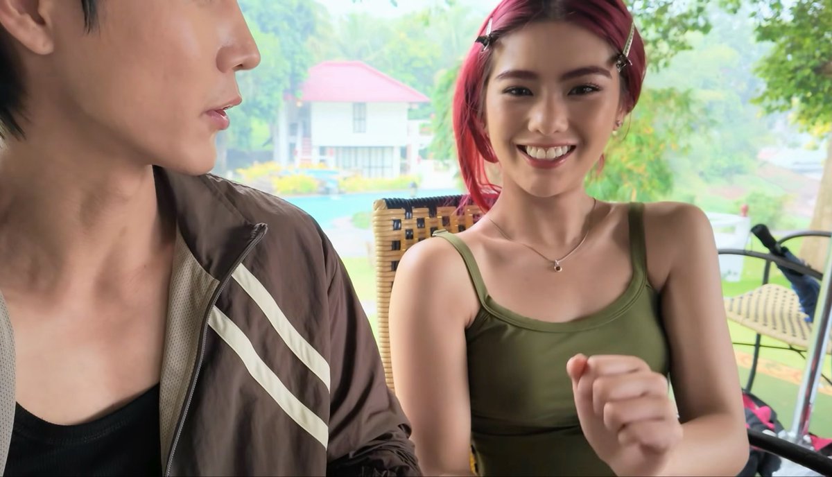 👤: the outfit is so nice 🦊: very fresh… fresh like dougie 👤: where’s dougie? 🦊: 😮💨 nvm, you don’t get it sariling joke, sariling tawa si mikha lim ih HAHHAHAHAHAHAAH