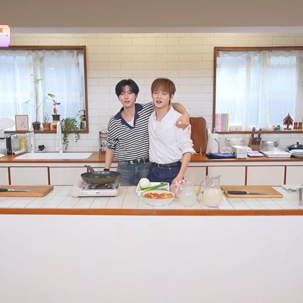 คือแจมินเรียกน้องเล่อ ตัวเอง~ ออกรายการทีวีด้วยซ้ำน้ะ 555555555555555555 🐰 ตัวเองจ๋า ตัวเองมาละเหรอ ₍ᐢ ɞ̴̶̷ ̫ ɞ̴̶̷ ᐢ₎♡ รักล้นจอทุกที่จิง ๆๆ เอ็นดูอ้ะ 🥺🥺