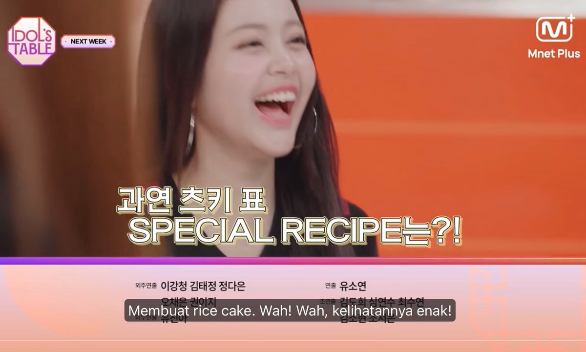 KAN BENAR MEREKA BERLIMA ITU CAST TETAP DAN SETIAP EPISODE ITU BAKAL ADA ORANG BARU 😭😭😭 yang buat jadi bintang tamu.. CARMEN CAST TETAP YEAY HARUSNYA SAMPAI GALERI RESEPNYA FULL SEMUA.. INI SPOILER UNTUK MINGGU DEPAN 😭.. AHH SENANG BANGET JIR BAKAL BANYAK EPISODE CARMEN 😭😭.. Minggu depan bakal ada tamu dari Zerobaseone dan Tsuki sbn masak.. Kita tunggu ya masakan Carmen nanti soalnya bakal rolling tiap episode CARMEN BRINGS SUNSHINE TO IDOL'S TABLE #CARMEN1stSoloProject