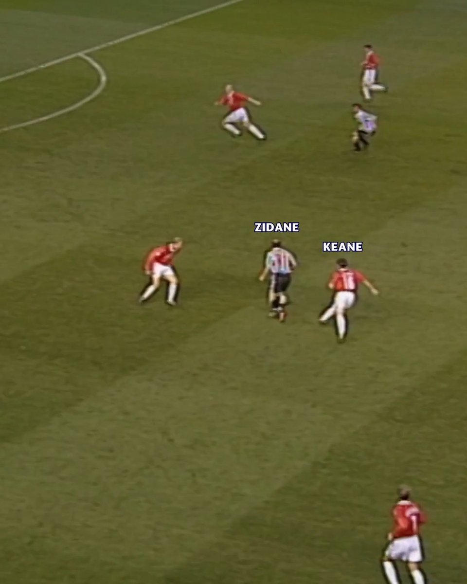 Roy Keane never let Zidane out of his sight ❌ #UCL