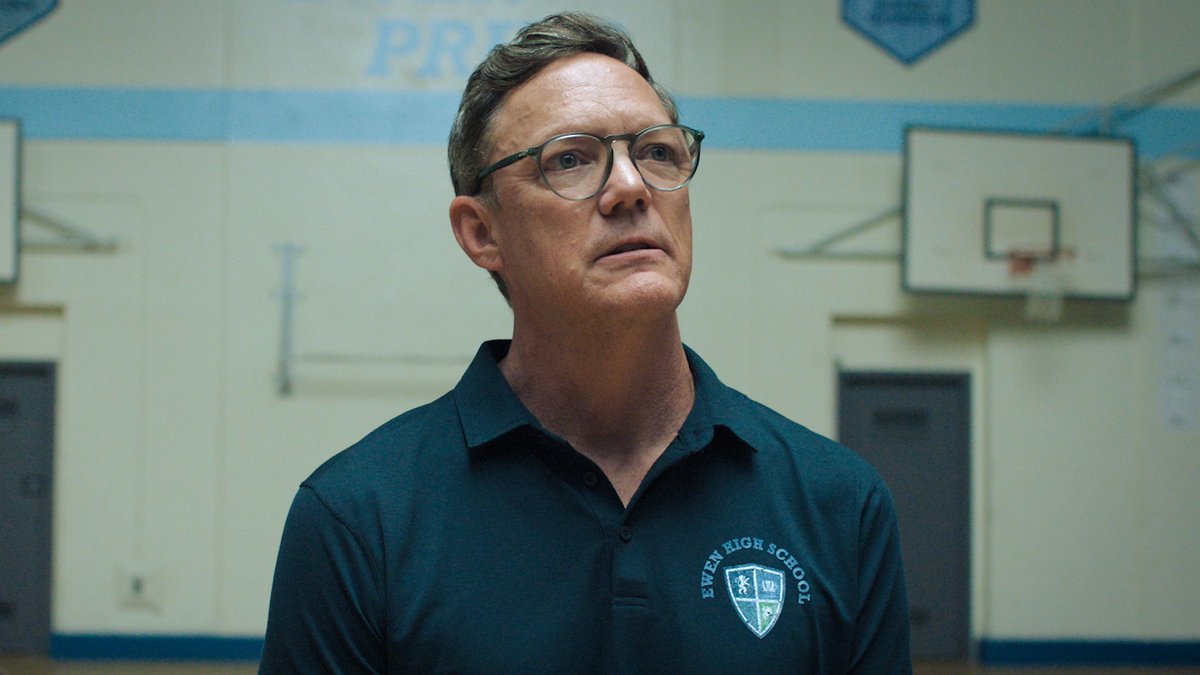 Matthew Lillard stars in this exclusive clip from Mike Flanagan's #Carrie (🍅85%). The new series premieres tomorrow on Prime Video.