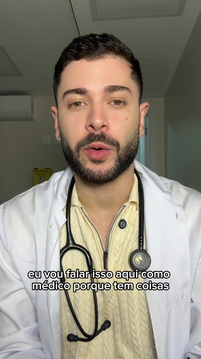 Mais de 4 mulheres vítimas de feminicídio por dia no Brasil. E ainda tem quem trate isso como opinião. Quando falamos de €stupro de vulnerável, estamos falando também de crianças. Em que momento normalizamos o absurdo?