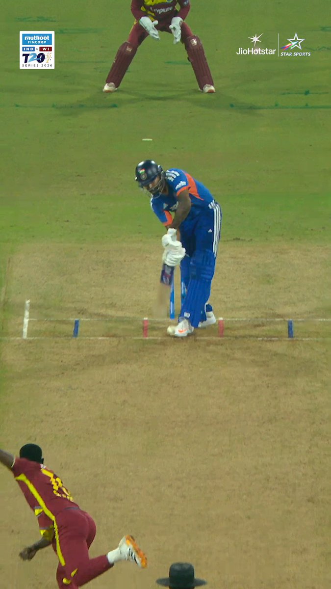 Shreyas Iyer's chase 𝐅𝐎𝐔𝐑mula 💥 Hat-trick of boundaries for Shreyas Iyer as he puts the pressure right back on Shamar Joseph! 💪 #INDvWI 1st T20I | LIVE NOW 👉