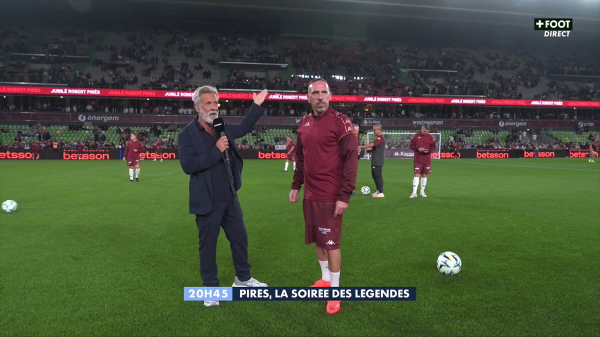 Ribéry, Umtiti, Eto'o, Henry, Vieira, Wenger… Le gratin du football est là pour la soirée des légendes de Robert Pirès 🌟 L'avant-match, c'est maintenant sur CANAL+ FOOT ✨