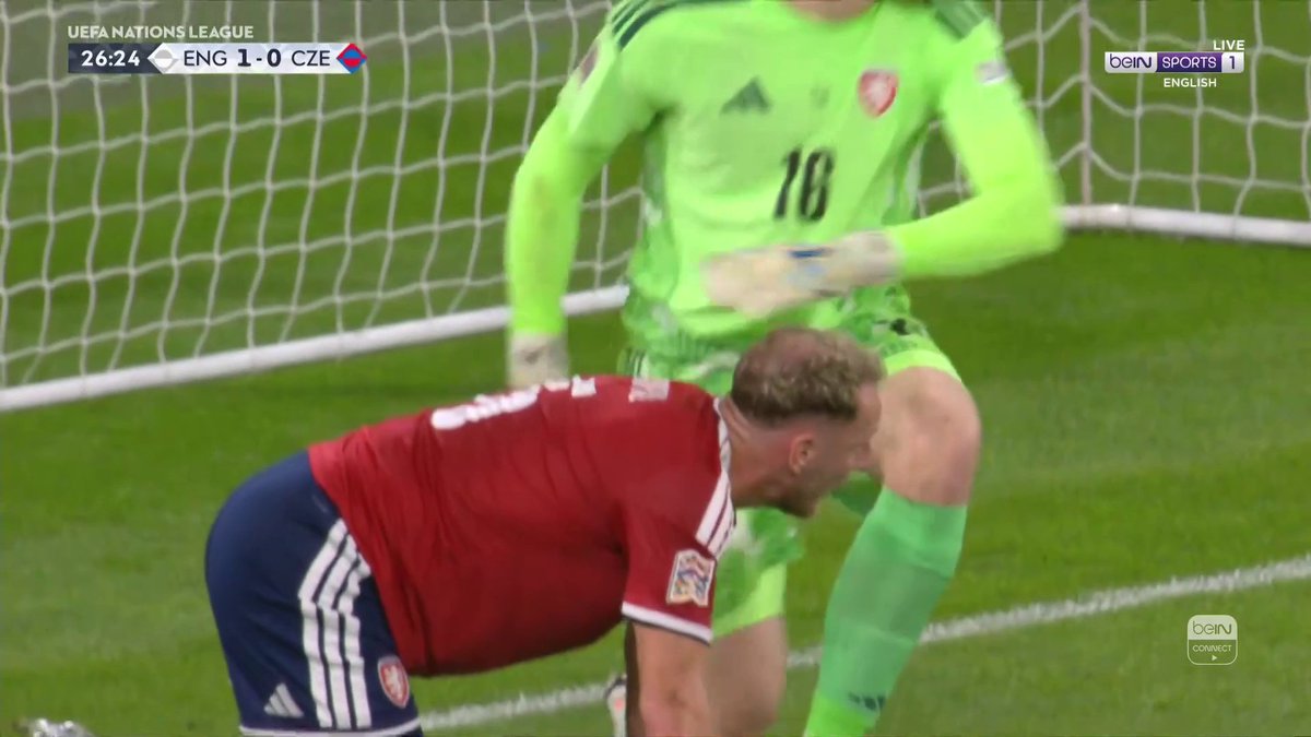 OWN GOAL ❌ Vladimír Coufal puts the ball into his own net and England lead at Wembley!