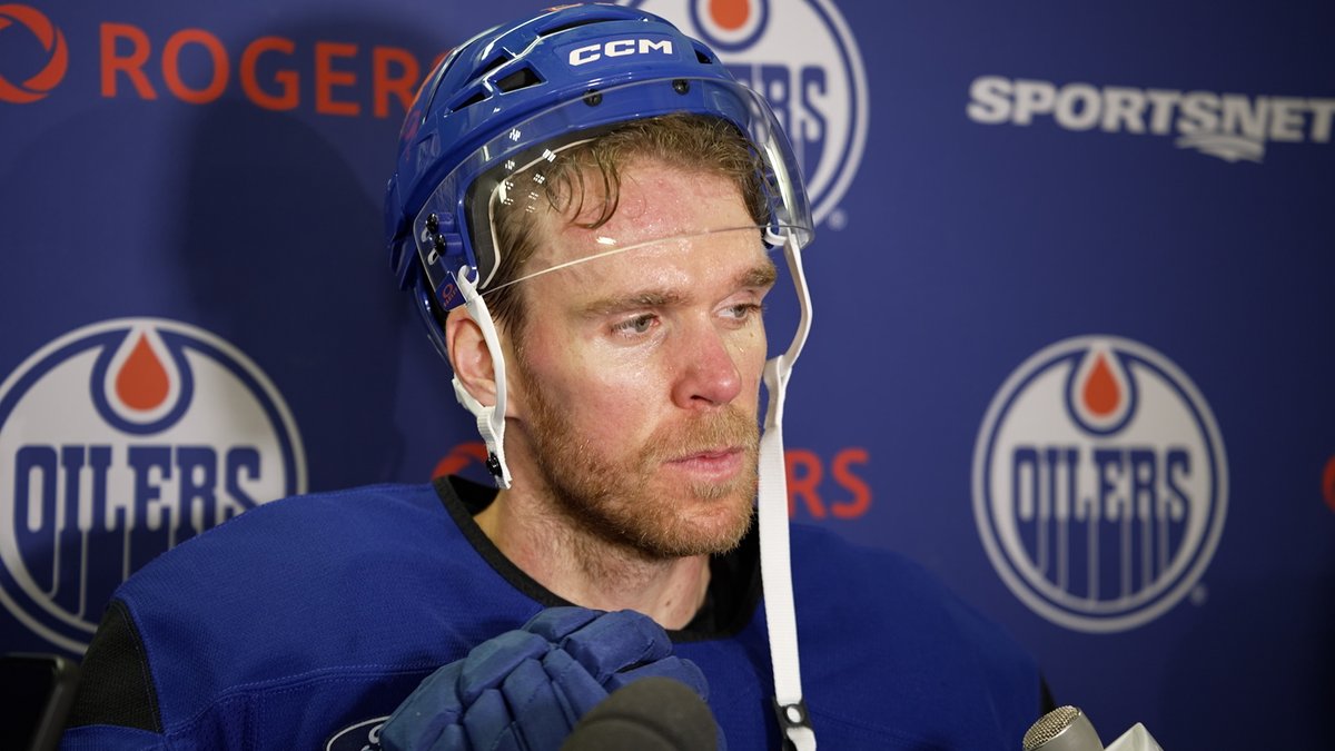"Eight days in California & three games... Good to get on the road & spend some time together." Connor McDavid weighs in on the #Oilers team-bonding opportunity during their three-game Pacific Division trip to California. Enterprise | #LetsGoOilers