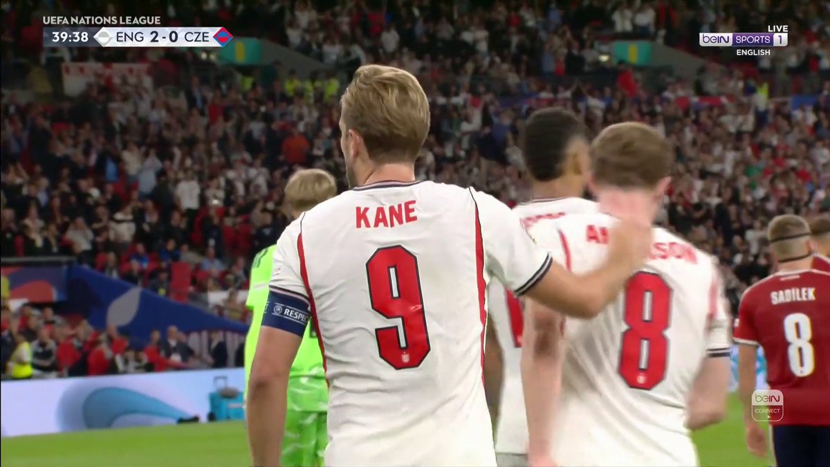 🏴󠁧󠁢󠁥󠁮󠁧󠁿 Harry Kane celebrates his record-equalling 125th England appearance with his 90th Three Lions goal!