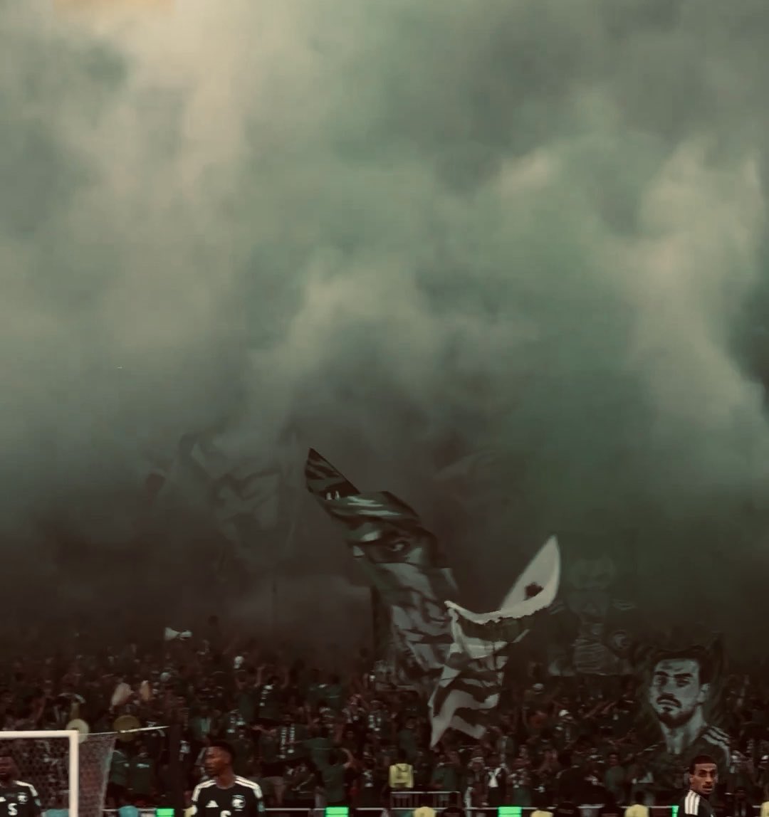 نجم المباراة الاول الجمهور السعودي!!!!!😨😨😨💚💚💚💚💚💚💚💚
