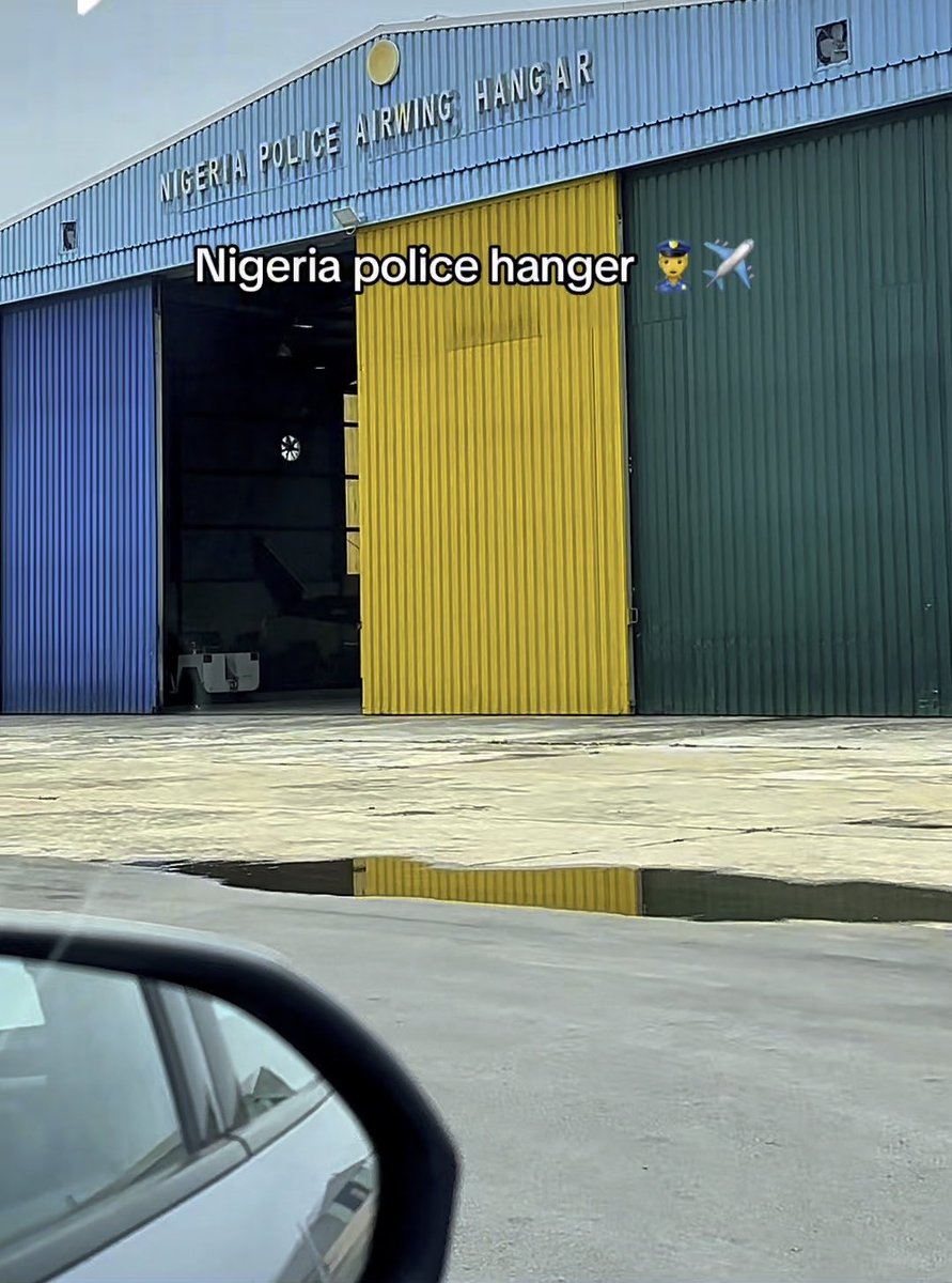 Some people are surprised the Nigerian police has its own private jet. 🤭