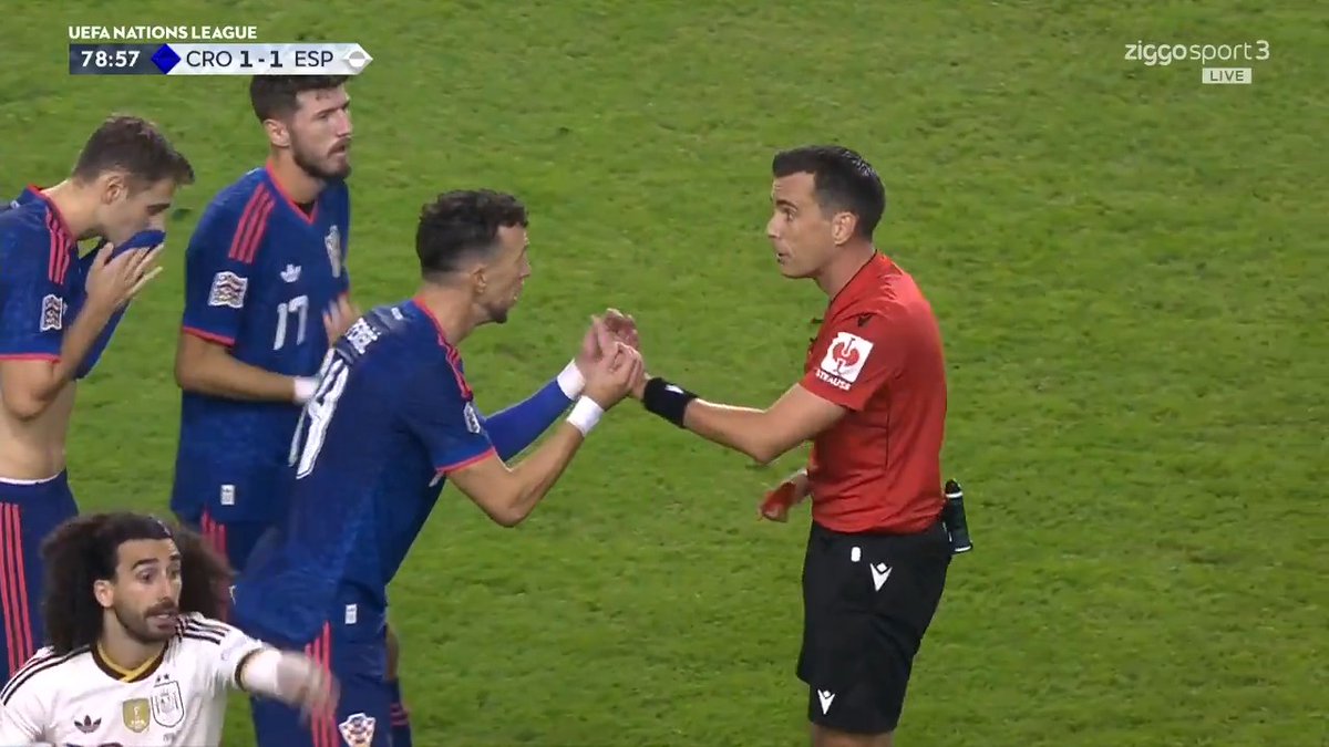 𝐑𝐎𝐎𝐃! Perisic moet vertrekken... 🙄 #ZiggoSport #UEFANationsLeague #CROESP