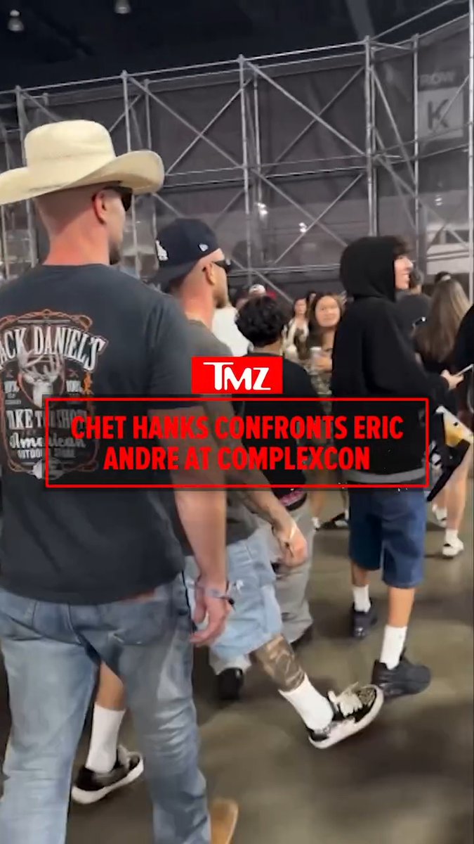 👀 Chet Hanks confronted Eric Andre in a wild interaction over the weekend at ComplexCon.