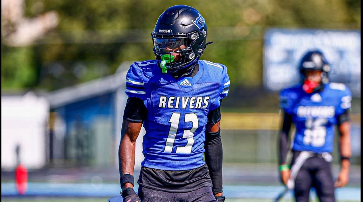 6’4 CB 🦅 Best hands in the nation. Elite ball skills. Elite length. Elite instincts. Throw it my way. 🏈💯