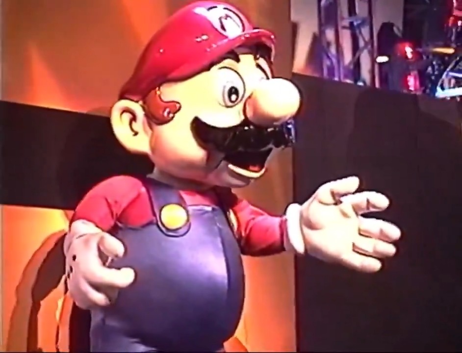 These animatronic Mario puppets on display at E3 in 1997 were not terrifying at all