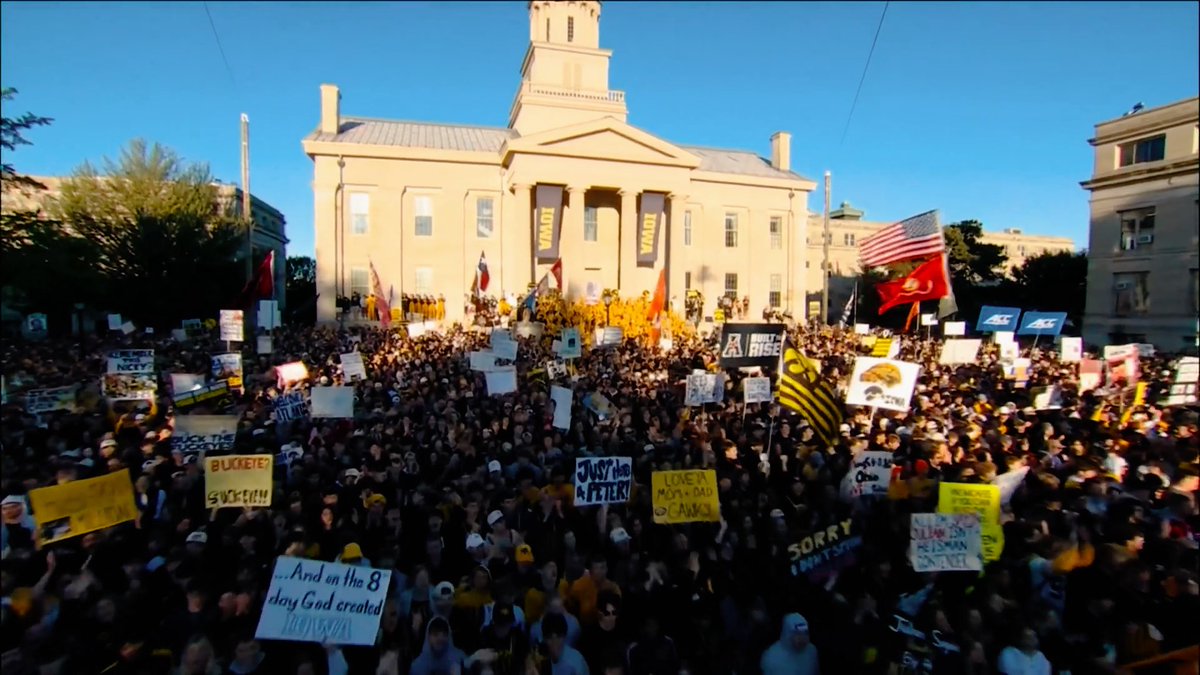An atmosphere like no other 🐤 Nothing but love for College GameDay and Hawkeye Nation!