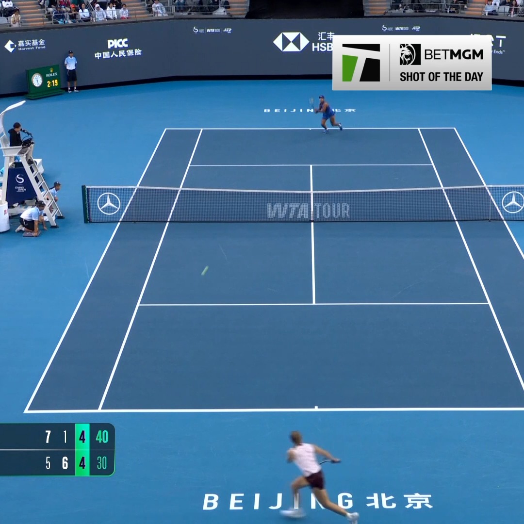 Naomi's backhand 🔥😱 She earns the BetMGM 🦁 shot of the day. #ChinaOpen