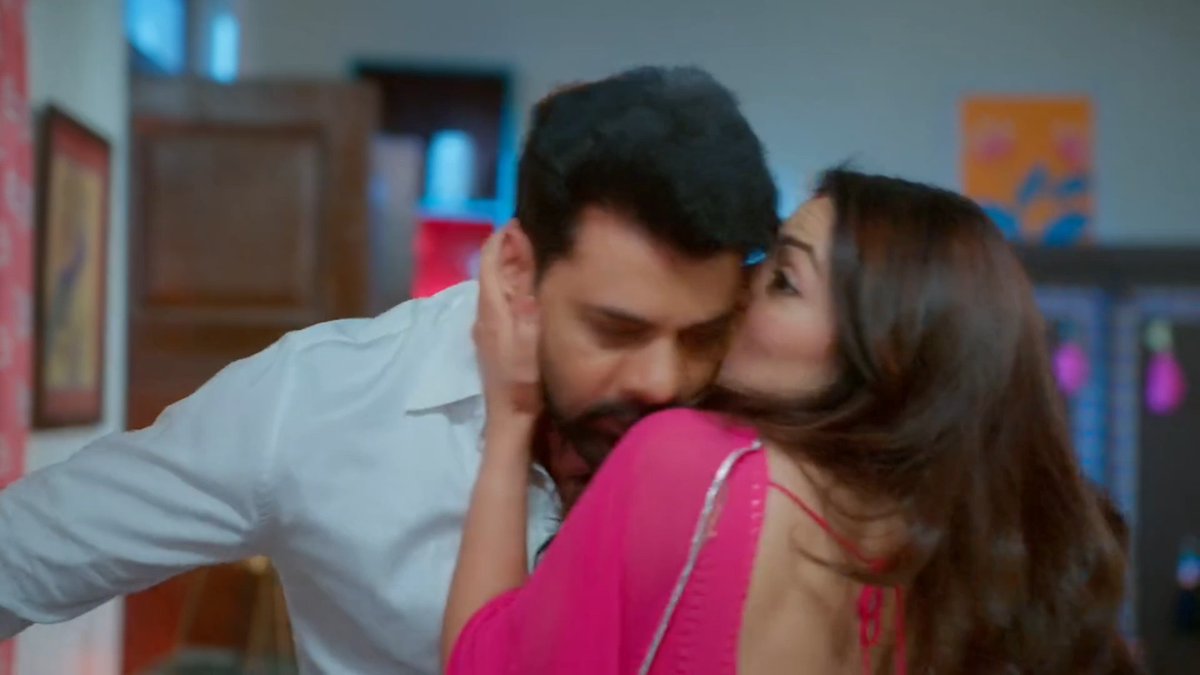 No electricity it's just their own current 😭⚡🧘🏻‍♀️ #TumDenaSaathMera