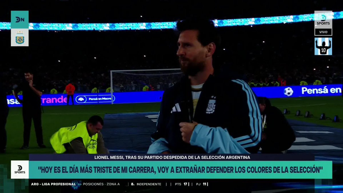 "SOY UN AGRADECIDO A DIOS POR SER ARGENTINO Y DE HABER CUMPLIDO EL SUEÑO CON TODOS USTEDES" Así cerró Lionel Andrés Messi su discurso en el Monumental, luego de jugar su último partido con la Selección Argentina.