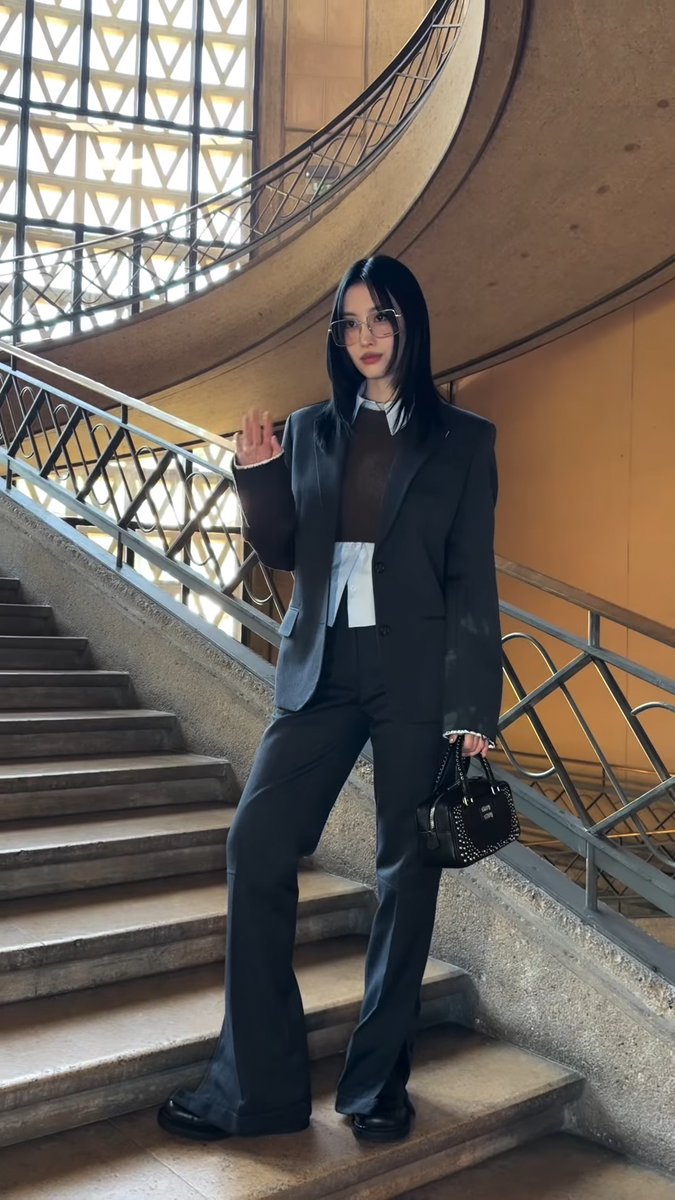 MOMO MINI VLOG FOR MIU MIU AT PARIS FASHION WEEK