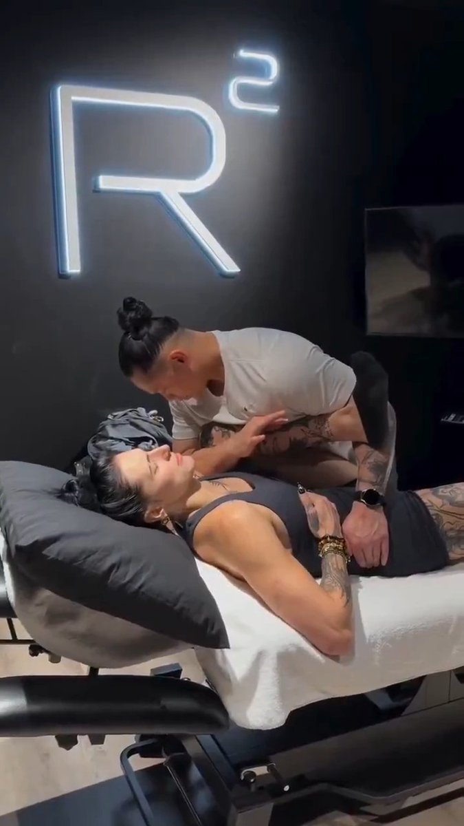 Rhea Ripley visited a chiropractor last year, who had nothing but great things to say about her : “Rhea was an absolute legend. Humble, easy to work with and a great person. Really cool experience helping her get ready to do what she does best.” ❤️