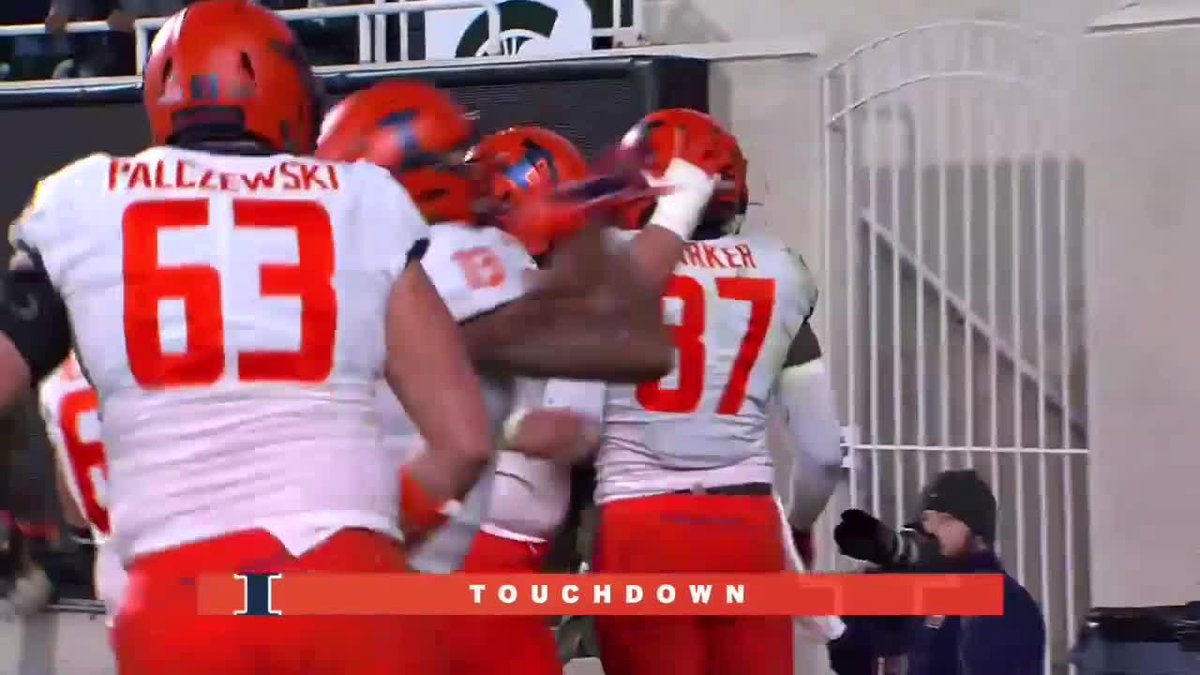 History was made the last time Illinois Football visited East Lansing 👀 The year was 2019, and the Illini erased a 25-point deficit to pull off the largest comeback in program history. Relive the full comeback 👇