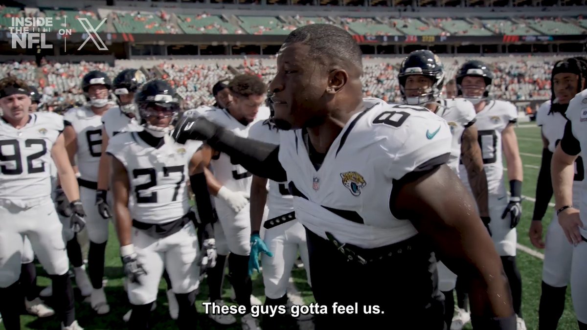 "Only one runs the jungle and they ain't got no stripes." 🗣️ Quintin Morris dropped a bar before the battle of feline foes