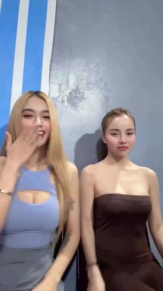 Asian girls with natural gifts are awesome 👏🤣🤣🤣🐓 cr: joybasareal #Asiangirls #Bangkok #Thailand #Pattaya