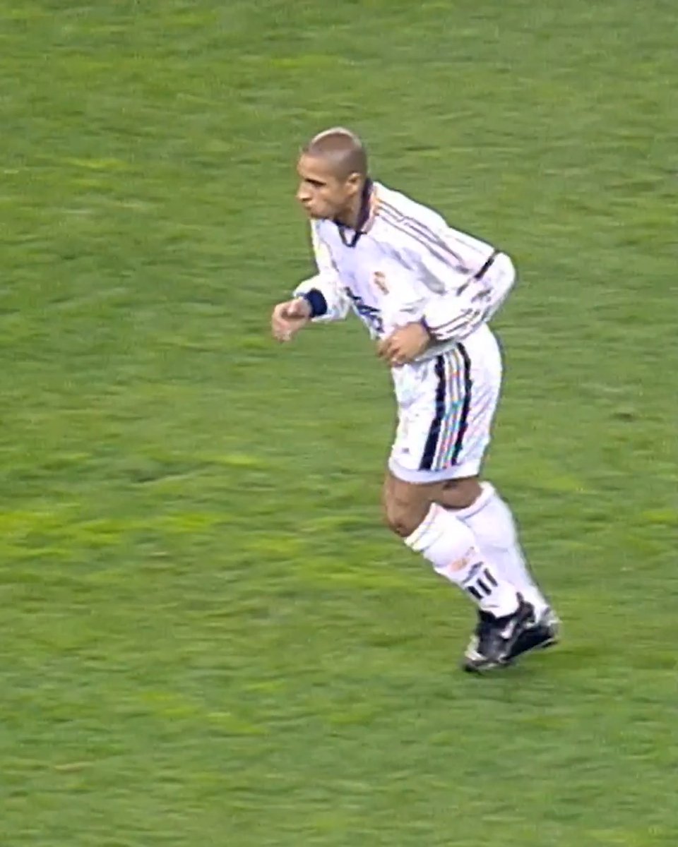 𝐑𝐨𝐛𝐞𝐫𝐭𝐨 𝐂𝐚𝐫𝐥𝐨𝐬. 🚀 LALIGAHistory | Real Madrid C.F.