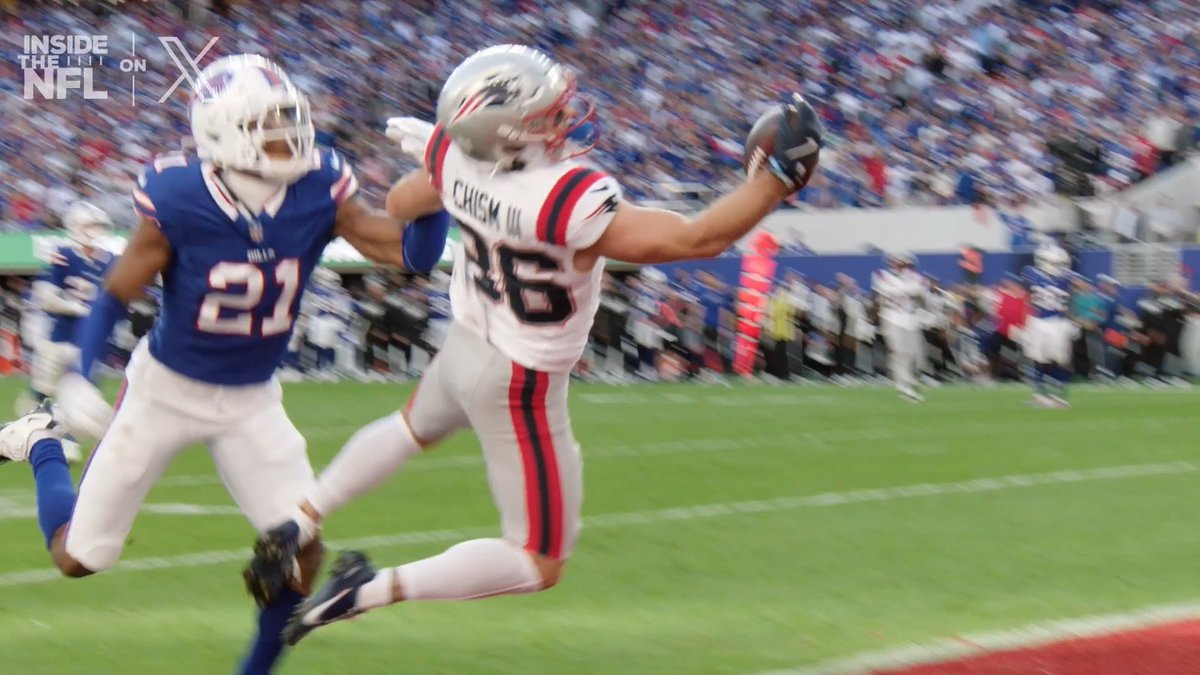 Chism's One-hander, but make it old school? New England Patriots | Drake Maye | Efton Chism III