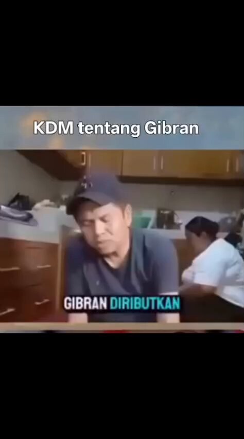 Selamat Kamis Pagiii Rekan², Inilah pendapat Kang Dedi Mulyadi (KDM) ttg Orang Nomor 2 Indonesia: Gibran. Kenapa sbg Wapres, dia banyak diributkan? Agak beda pendpat KDM ini. Bgmana menurut rekan²?