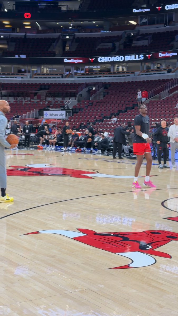 Coach Taj 🫡 Watch Bulls vs. Suns on CHSN and the CHSN app 🍿