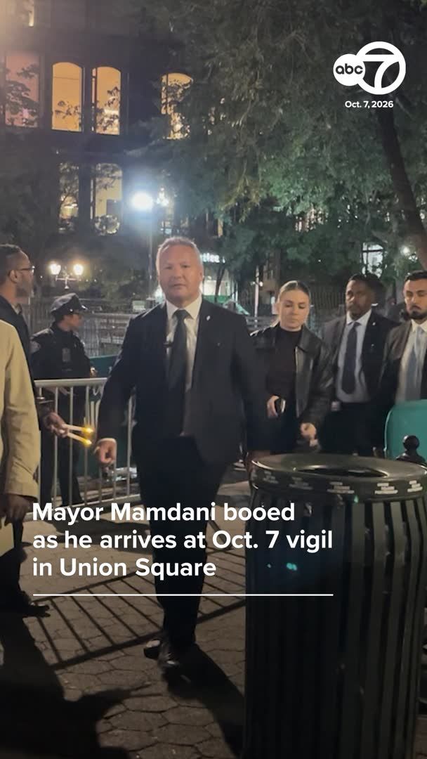 NYC Mayor Mamdani was met with boos as he arrived at a Union Square candlelight vigil marking the third anniversary of the October 7 massacre.