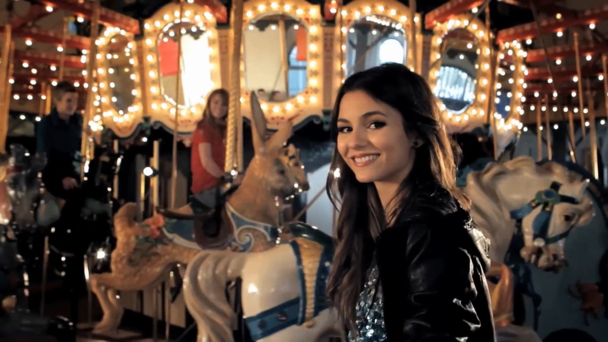 She was supposed to be up there with Miley, Selena, Demi, and Ariana…. I wonder what went wrong.
